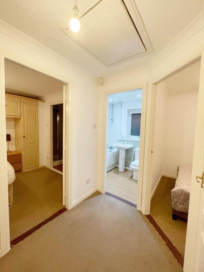Villa Cozy Nights Svp Detached House Glasgow Exterior foto