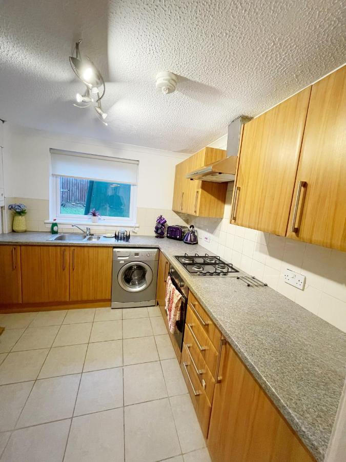 Villa Cozy Nights Svp Detached House Glasgow Exterior foto